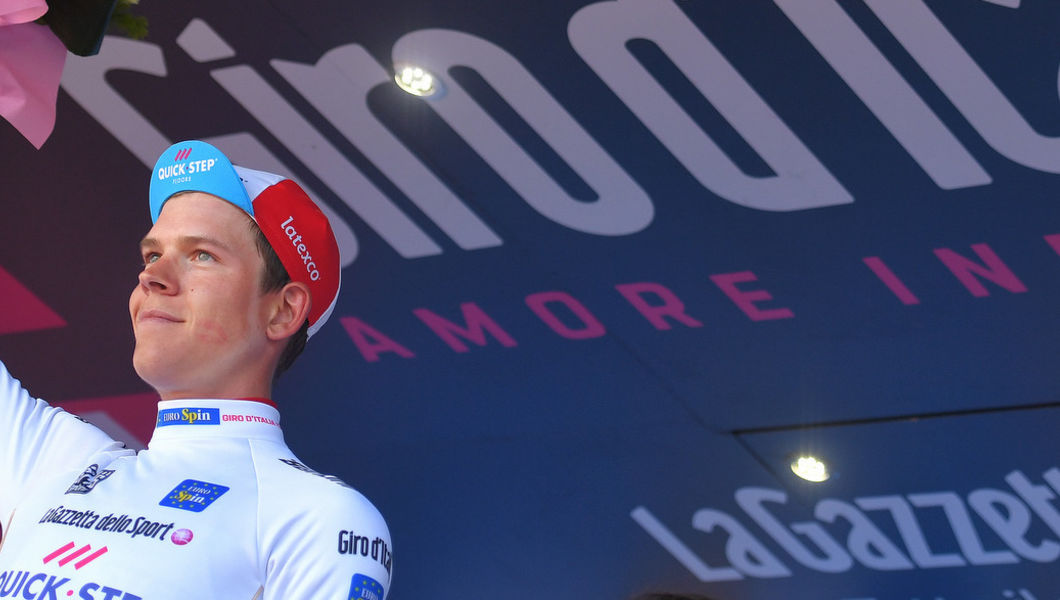 Giro d’Italia: Jungels moves back into white jersey