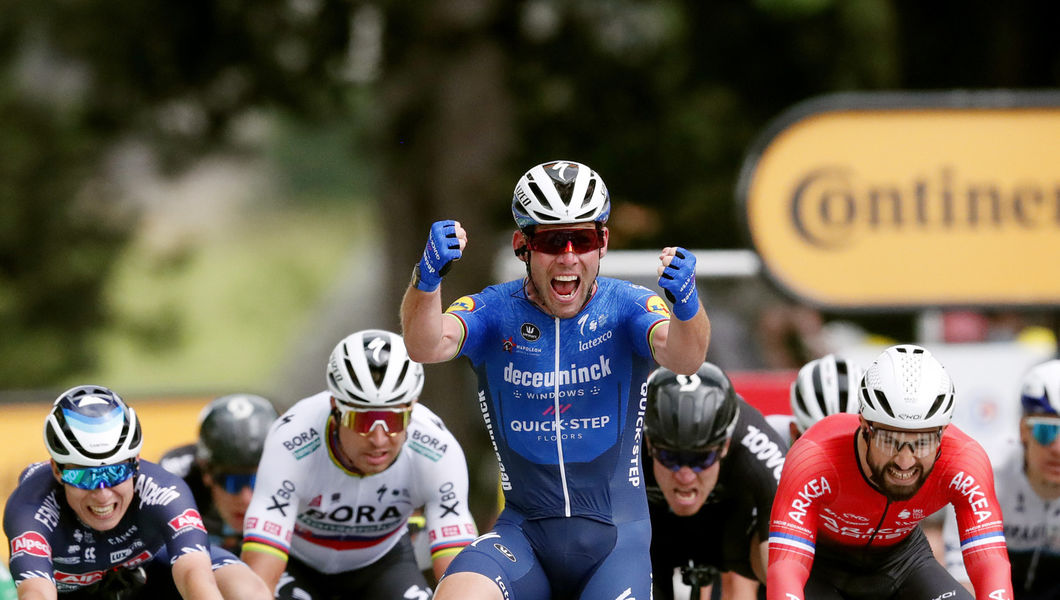 Mark Cavendish wint opnieuw rit in Tour de France