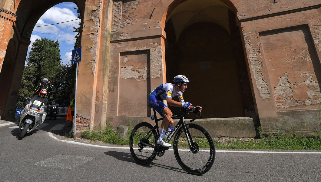 Almeida dichtbij zege in Giro dell’Emilia