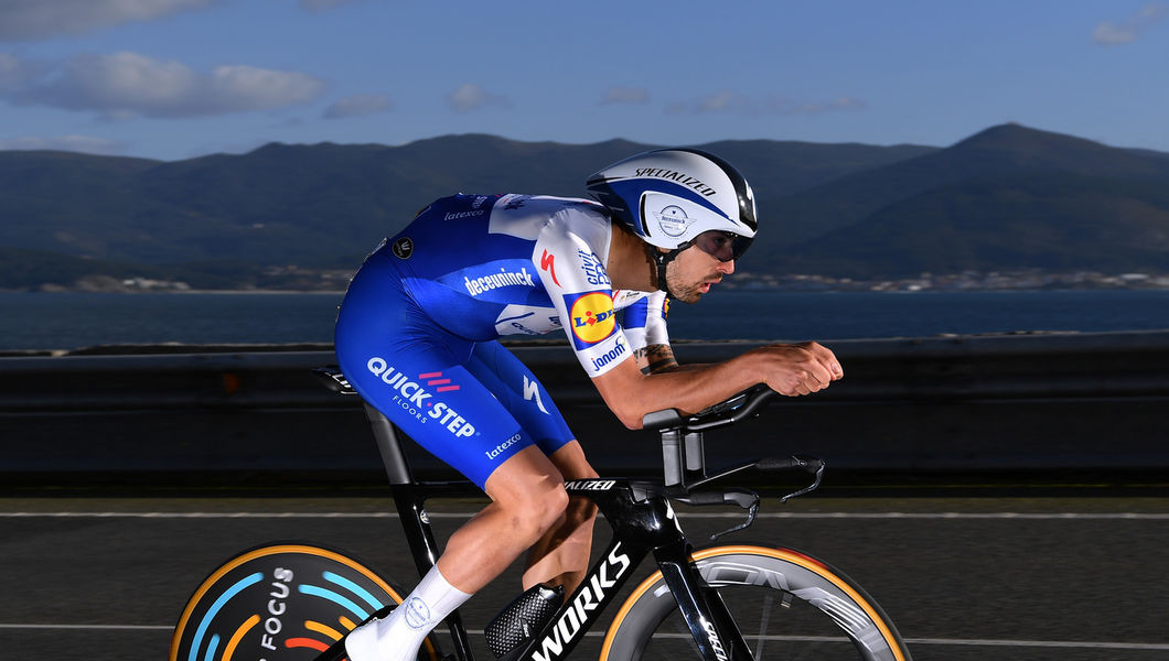 Vuelta a España: Cattaneo rijdt knappe tijdrit