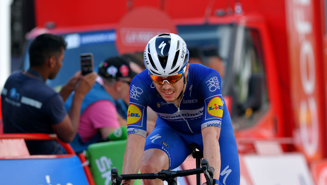 Vuelta a España: Cavagna shows grinta in the break
