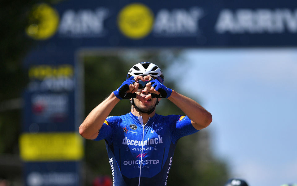 Alvaro Hodeg blasts to victory at the Tour de l’Ain