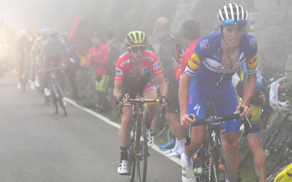 Vuelta a España: Mas climbs to sixth overall