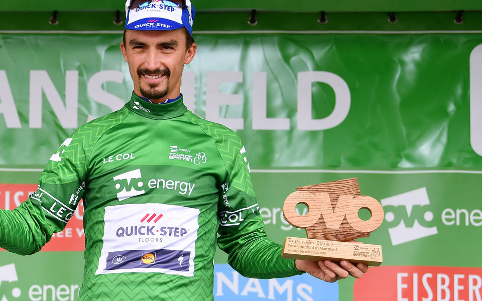 Alaphilippe keeps green on gray day
