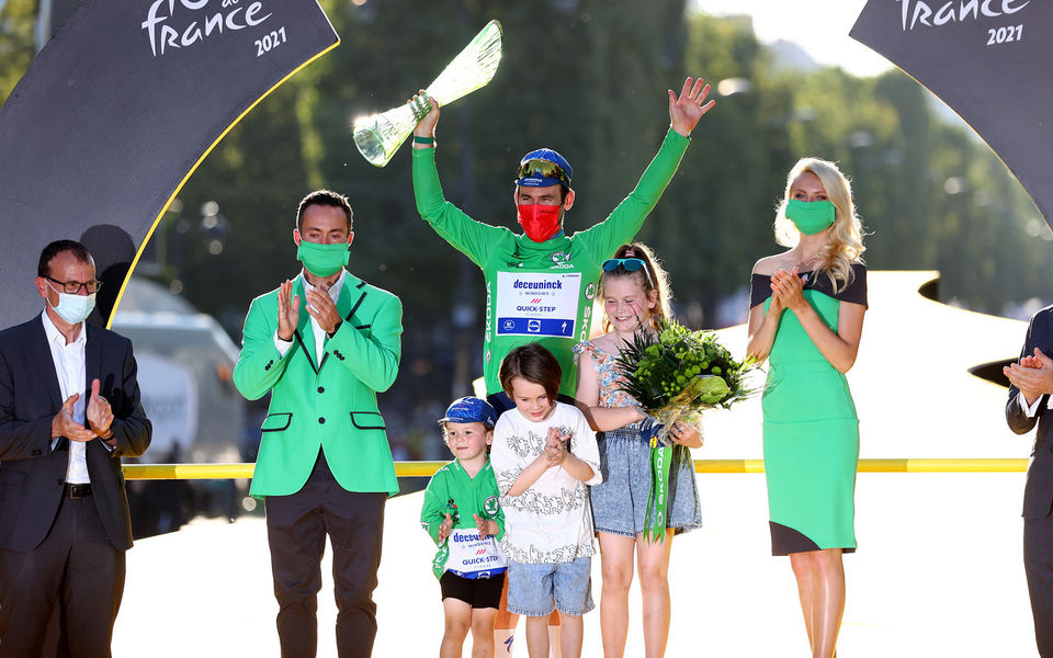 Mark Cavendish wins the Tour de France green jersey