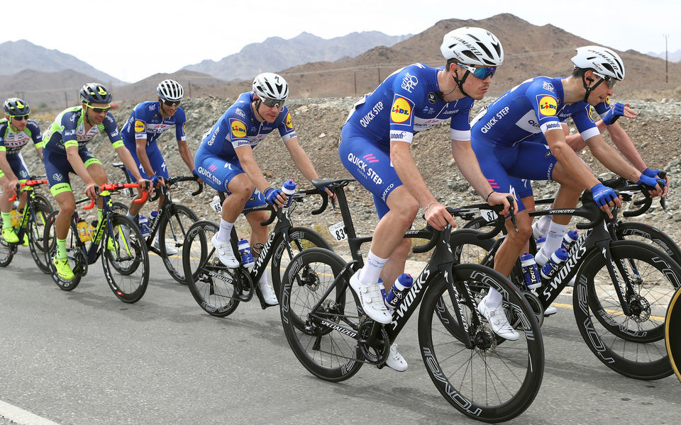 Tour of Oman opent met rustige rit