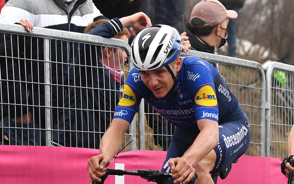 Giro d’Italia: Evenepoel blijft in top-10 na Zoncolan
