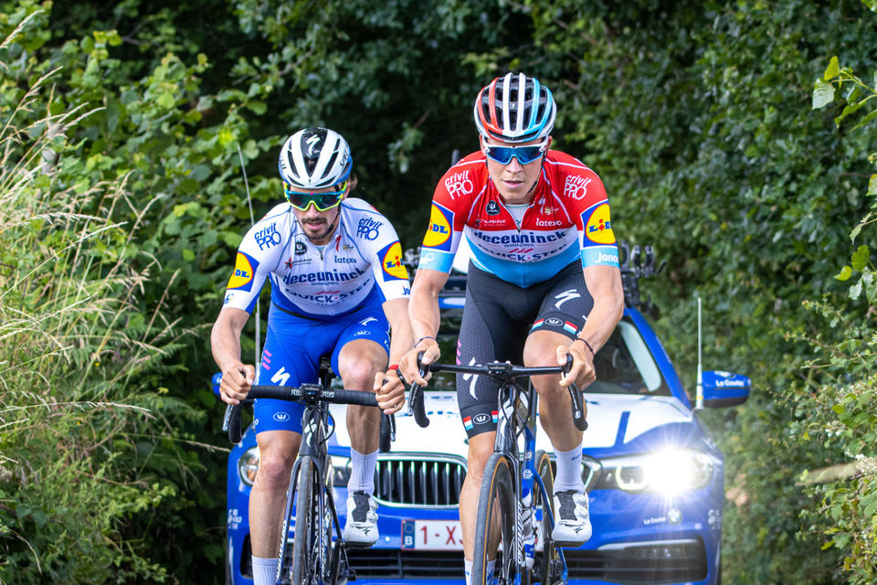 Julian Alaphilippe scouts Ronde van Vlaanderen route