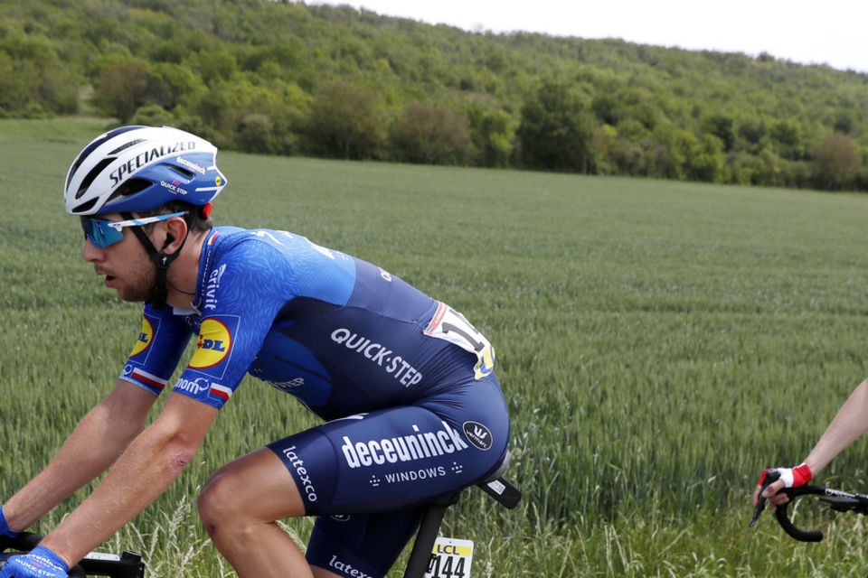 Deceuninck – Quick-Step celebrate World Bicycle Day in Dauphiné breakaway