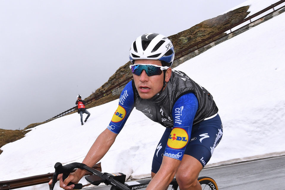 Giro d’Italia: Almeida fights hard on last mountain stage