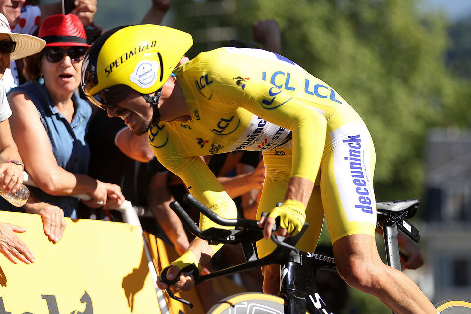 Tour de France: Alaphilippe snelt naar winst in tijdrit