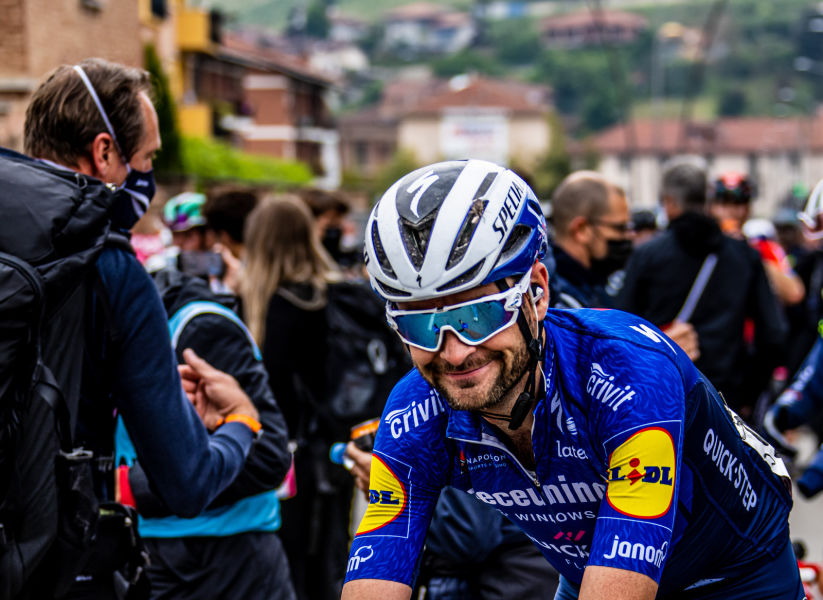 Pieter Serry: “The Giro is a special race, everything colours pink”